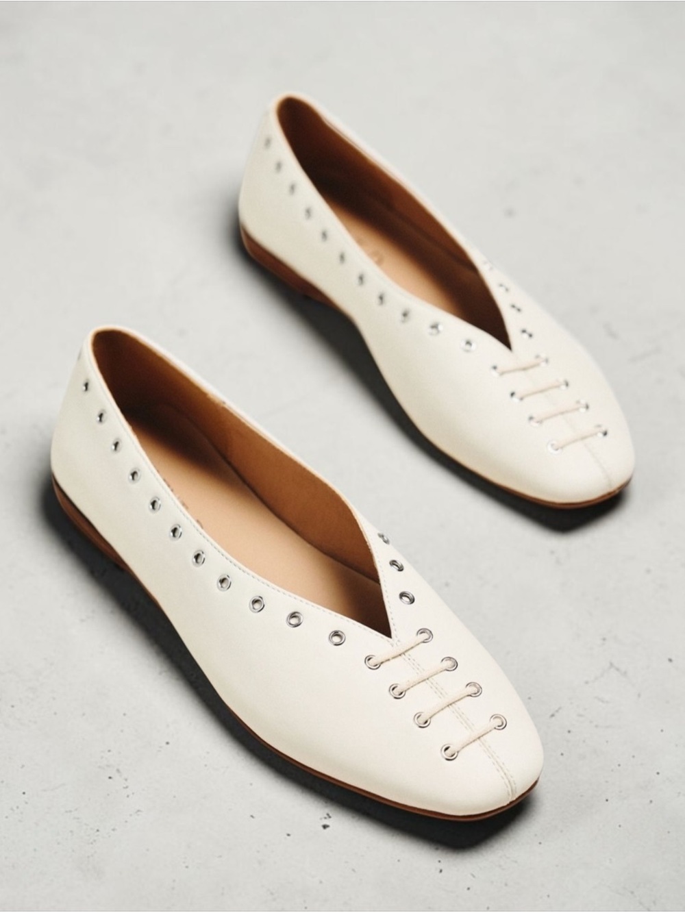 Silent D  Cream Lace-Detail Leather Ballet Flats Size 7.5